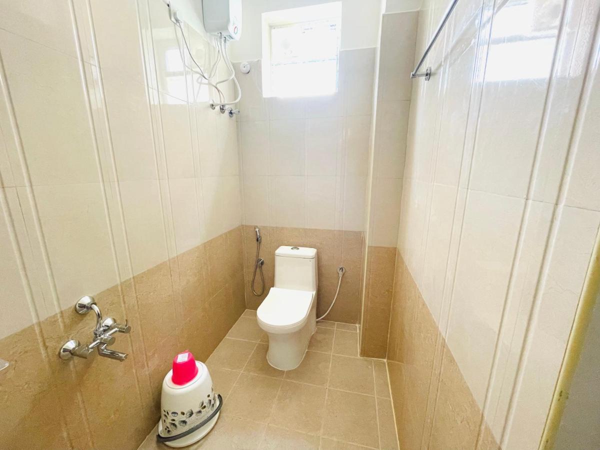 Lsr Service Apartments Tirupati Esterno foto