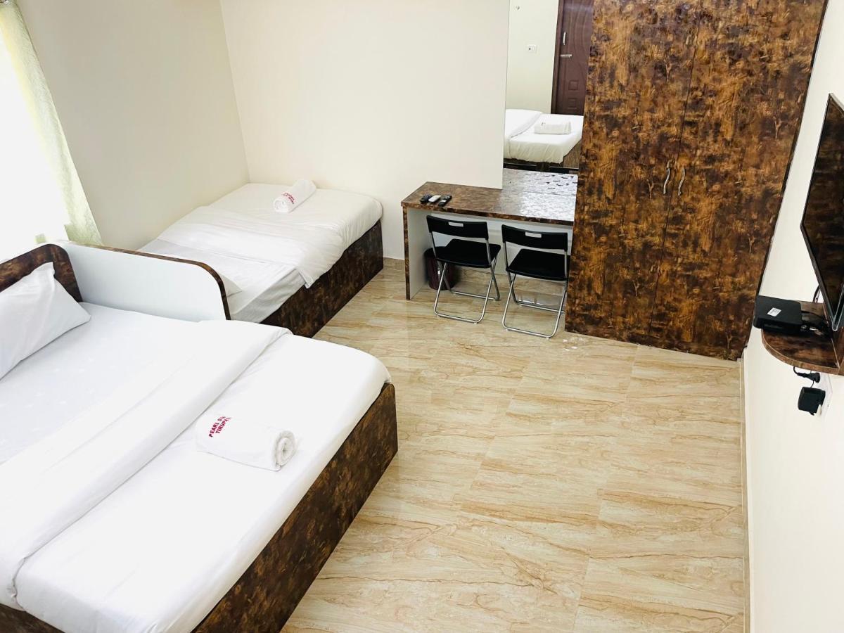 Lsr Service Apartments Tirupati Esterno foto